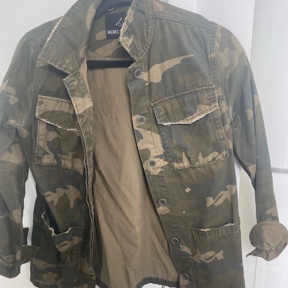Camo jacket - Picture 1 of 3